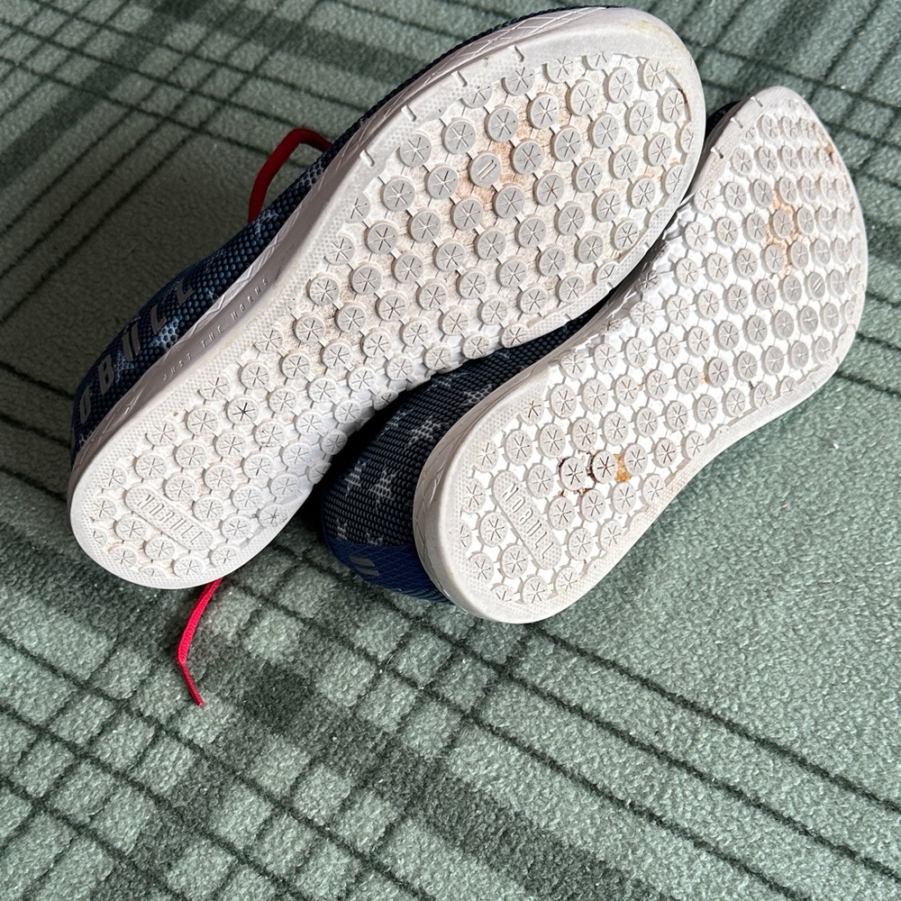 NOBULL women size 11 Blue Star Sneakers with Red Laces - Picture 6 of 6